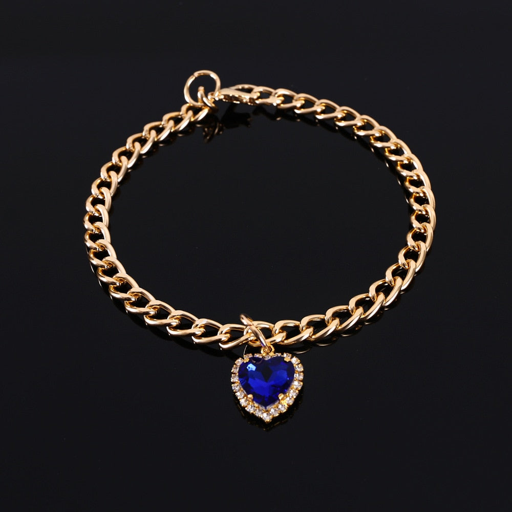 Collar de Lujo con Diamantes de Imitación para Gatos y Cachorros – Colgante de Corazón Ajustable en 5 Colores